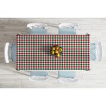 - Masa-8707-Gorsel-1 - Realhomes Beyaz Zemin Üzerinde Bordo Ve Yeşil Ekose Desenli Dijital Baskılı Modern Masa Örtüsü Realhomes