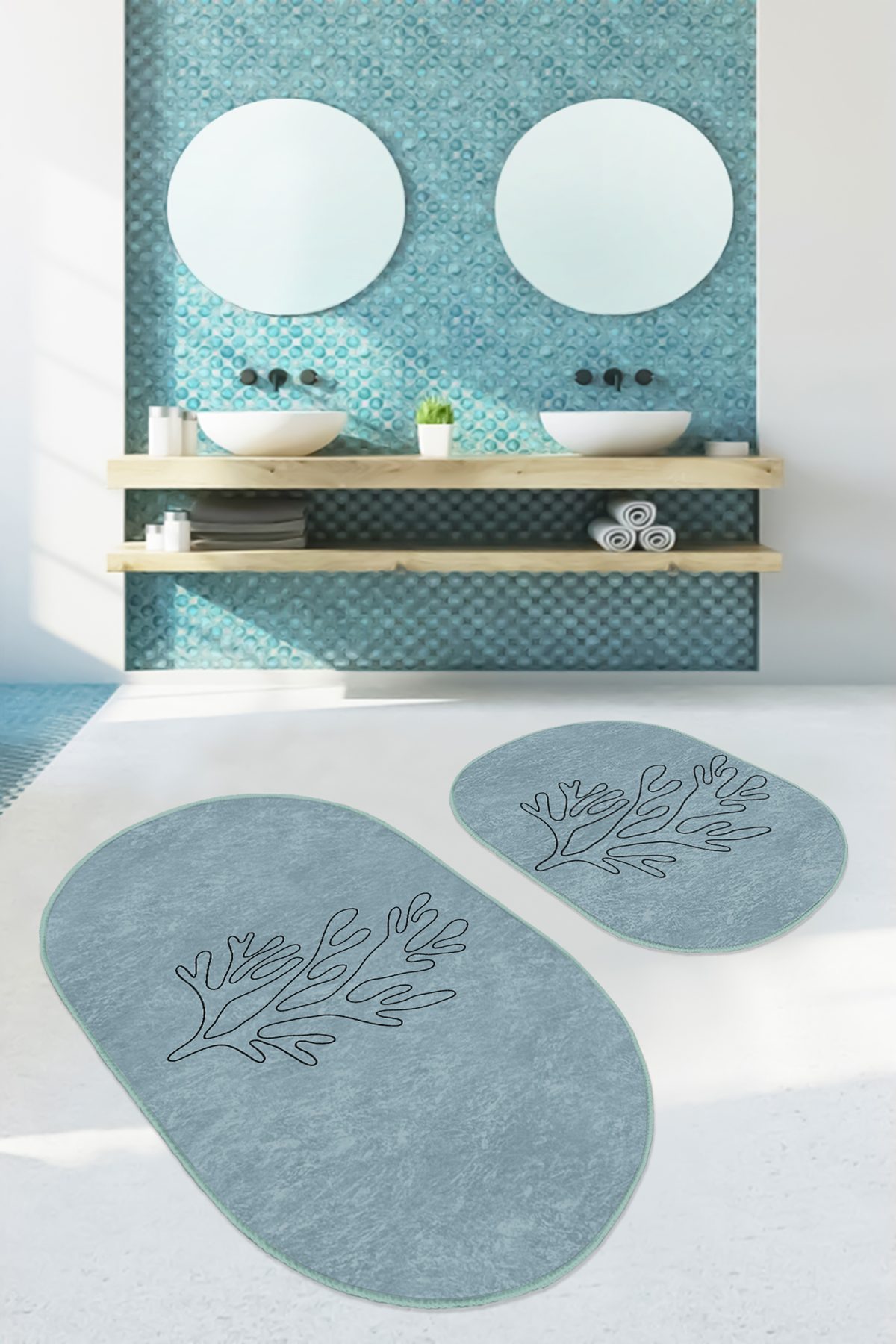 Mavi Zeminli Online Çiçek Desenli 2'li Oval Kaymaz Tabanlı Banyo & Mutfak Paspas Takımı Realhomes