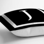 - RealHomes Dijital Baskılı Modern Yastık Kırlent Kılıfı - Realhomes Siyah Zemin Beyaz Çerçeveli J Harfi Dijital Baskılı Kırlent Kılıfı Realhomes