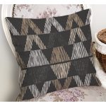 - RealHomes Dijital Baskılı Modern Yastık Kırlent Kılıfı - Realhomes Siyah Zemin Geometrik Üçgen Tasarımlı Yastık Kırlent Kılıfı Realhomes