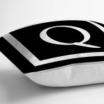 - RealHomes Dijital Baskılı Modern Yastık Kırlent Kılıfı - Realhomes Siyah Zemin Beyaz Çerçeveli Q Harfi Dijital Baskılı Kırlent Kılıfı Realhomes