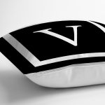 - RealHomes Dijital Baskılı Modern Yastık Kırlent Kılıfı - Realhomes Siyah Zemin Beyaz Çerçeveli V Harfi Dijital Baskılı Kırlent Kılıfı Realhomes