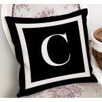 - RealHomes Dijital Baskılı Modern Yastık Kırlent Kılıfı - Realhomes Siyah Zemin Beyaz Çerçeveli C Harfi Dijital Baskılı Kırlent Kılıfı Realhomes