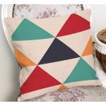 - RealHomes Dijital Baskılı Modern Yastık Kırlent Kılıfı - Realhomes Renkli Geometrik Üçgen Motifli Dijital Baskılı Yastık Kırlent Kılıfı Realhomes