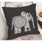 - RealHomes Dijital Baskılı Modern Yastık Kırlent Kılıfı - Realhomes Koyu Gri Zeminli Etnik Fil Motifli Dekoratif Yastık Kırlent Kılıfı Realhomes