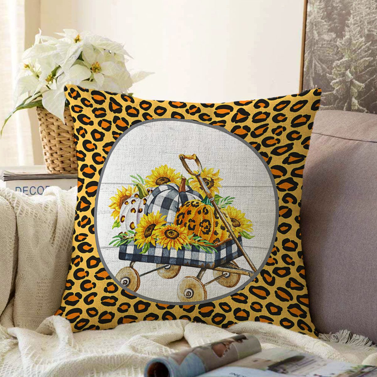 Leopar Desenli Kabak Temalı Modern Raşel Kadife Yastık Kırlent Kılıfı Realhomes