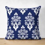 - RealHomes Çift Tarafı Dijital Baskılı Süet Yastık Kırlent Kılıfı - Realhomes Lacivert Zemin Beyaz Damask Tasarımlı Süet Yastık Kırlent Kılıfı Realhomes