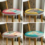 - RealHomes Yuvarlak Fermuarlı Sandalye Minderi - Realhomes  4'lü Renkli Sevimli Kedicik Baskılı Yuvarlak Fermuarlı Sandalye Minderi Seti Realhomes