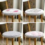 - RealHomes Yuvarlak Fermuarlı Sandalye Minderi - Realhomes  4'lü Gri ve Pembe Renklerin Uyumu Konseptli Yuvarlak Fermuarlı Sandalye Minderi Seti Realhomes