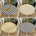 - RealHomes Yuvarlak Fermuarlı Sandalye Minderi - Realhomes  4'lü Altın Varaklı Geometrik Desenli Dekoratif Modern Yuvarlak Fermuarlı Sandalye Minderi Seti Realhomes