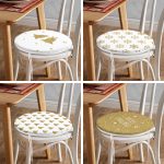 - RealHomes Yuvarlak Fermuarlı Sandalye Minderi - Realhomes  4'lü Renkli Zemin Üzerinde Gold Detaylı Modern Yuvarlak Fermuarlı Sandalye Minderi Seti Realhomes