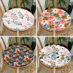 - RealHomes Yuvarlak Fermuarlı Sandalye Minderi - Realhomes  4'lü Renkli Zemin Üzerinde Çiçek Desenli Modern Yuvarlak Fermuarlı Sandalye Minderi Seti Realhomes