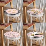 - RealHomes Yuvarlak Fermuarlı Sandalye Minderi - Realhomes  4'lü Renkli Zemin Üzerinde Gold Detaylı Yaprak Desenli Modern Yuvarlak Fermuarlı Sandalye Minderi Seti Realhomes