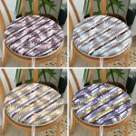 - RealHomes Yuvarlak Fermuarlı Sandalye Minderi - Realhomes  4'lü Beyaz Zemin Üzerinde Siyah Geometrik Desenli Modern Yuvarlak Fermuarlı Sandalye Minderi Seti Realhomes