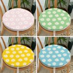 - RealHomes Yuvarlak Fermuarlı Sandalye Minderi - Realhomes  4'lü Renkli Zemin Papatya Tasarımlı Dijital Baskılı Modern Yuvarlak Fermuarlı Sandalye Minderi Seti Realhomes