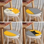 - RealHomes Yuvarlak Fermuarlı Sandalye Minderi - Realhomes  4'lü Sarı Bisikletli Adam Kedi Tasarımlı Yuvarlak Fermuarlı Sandalye Minderi Seti Realhomes