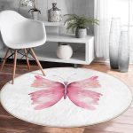 - RealHomes Dijital Baskılı Kaymaz Tabanlı Comfort Yuvarlak Halı - Realhomes  Beyaz Zemin Pembe Kelebek Tasarımlı Dijital Baskılı Çocuk ve Genç Odası Yıkanabilir Kaymaz Tabanlı Yuvarlak Halı Realhomes
