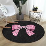 - RealHomes Dijital Baskılı Kaymaz Tabanlı Comfort Yuvarlak Halı - Realhomes  Siyah Zemin Pembe Kurdele Tasarımlı Dijital Baskılı Çocuk ve Genç Odası Yıkanabilir Kaymaz Tabanlı Yuvarlak Halı Realhomes