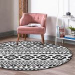 - RealHomes Dijital Baskılı Kaymaz Tabanlı Comfort Yuvarlak Halı - Realhomes İskandinav Desenli Etnik Tasarımlı Dijital Baskılı Modern Siyah Salon ve Oturma Odası Yıkanabilir Kaymaz Tabanlı Yuvarlak Halı Realhomes