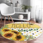 - RealHomes Dijital Baskılı Kaymaz Tabanlı Comfort Yuvarlak Halı - Realhomes  Realhomes Dijital Baskılı Hello Summer Özel Tasarımlı Gold Outdoor Yıkanabilir Kaymaz Tabanlı Yuvarlak Kadife Halı Realhomes