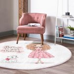 - RealHomes Dijital Baskılı Kaymaz Tabanlı Comfort Yuvarlak Halı - Realhomes  Sevimli Kız Motifli Dijital Baskılı Pembe Çocuk ve Genç Odası Yıkanabilir Kaymaz Tabanlı Yuvarlak Halı Realhomes