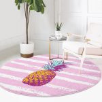 - RealHomes Dijital Baskılı Kaymaz Tabanlı Comfort Yuvarlak Halı - Realhomes  Realhomes Canlı Renkli Ananas Motifli Dijital Baskılı Pembe Mutfak Yıkanabilir Kaymaz Tabanlı Yuvarlak Halı Realhomes