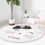 - RealHomes Dijital Baskılı Kaymaz Tabanlı Comfort Yuvarlak Halı - Realhomes  Realhomes So Sweet Motifli Çizimi Krem Çocuk ve Genç Odası Yıkanabilir Kaymaz Tabanlı Yuvarlak Kadife Halı Realhomes