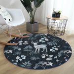 - RealHomes Dijital Baskılı Kaymaz Tabanlı Comfort Yuvarlak Halı - Realhomes  Lacivert Zeminde Geyik ve Yaprak Motifleri Dijital Baskılı Salon Oturma Odası Yıkanabilir Kaymaz Tabanlı Yuvarlak Halı Realhomes