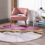 - RealHomes Dijital Baskılı Kaymaz Tabanlı Comfort Yuvarlak Halı - Realhomes  Mürdüm Beyaz Altın Desenli Modern Pembe Salon ve Oturma Odası Yıkanabilir Kaymaz Tabanlı Yuvarlak Halı Realhomes