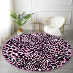 - RealHomes Dijital Baskılı Kaymaz Tabanlı Comfort Yuvarlak Halı - Realhomes  Realhomes Pembe Renkli Leopar Desenli Modern Çocuk ve Genç Odası Yıkanabilir Kaymaz Tabanlı Yuvarlak Halı Realhomes