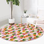 - RealHomes Dijital Baskılı Kaymaz Tabanlı Comfort Yuvarlak Halı - Realhomes Realhomes Pembe Zeminli Ananaslar Özel Tasarım Outdoor Yıkanabilir Kaymaz Tabanlı Yuvarlak Halı Realhomes