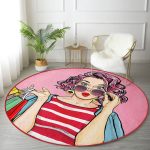 - RealHomes Dijital Baskılı Kaymaz Tabanlı Comfort Yuvarlak Halı - Realhomes  Realhomes Pembe Zeminli Popart Desenli Çocuk ve Genç Odası Yıkanabilir Kaymaz Tabanlı Yuvarlak Halı Realhomes