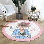- RealHomes Dijital Baskılı Kaymaz Tabanlı Comfort Yuvarlak Halı - Realhomes  Özel Tasarım Smile Take Up Desenli Pembe Çocuk ve Genç Odası Yıkanabilir Kaymaz Tabanlı Yuvarlak Halı Realhomes