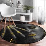 - RealHomes Dijital Baskılı Kaymaz Tabanlı Comfort Yuvarlak Halı - Realhomes  Siyahi Kadın Tasarımlı 3D Dijital Baskılı Modern Siyah Salon ve Oturma Odası Yıkanabilir Kaymaz Tabanlı Yuvarlak Halı Realhomes