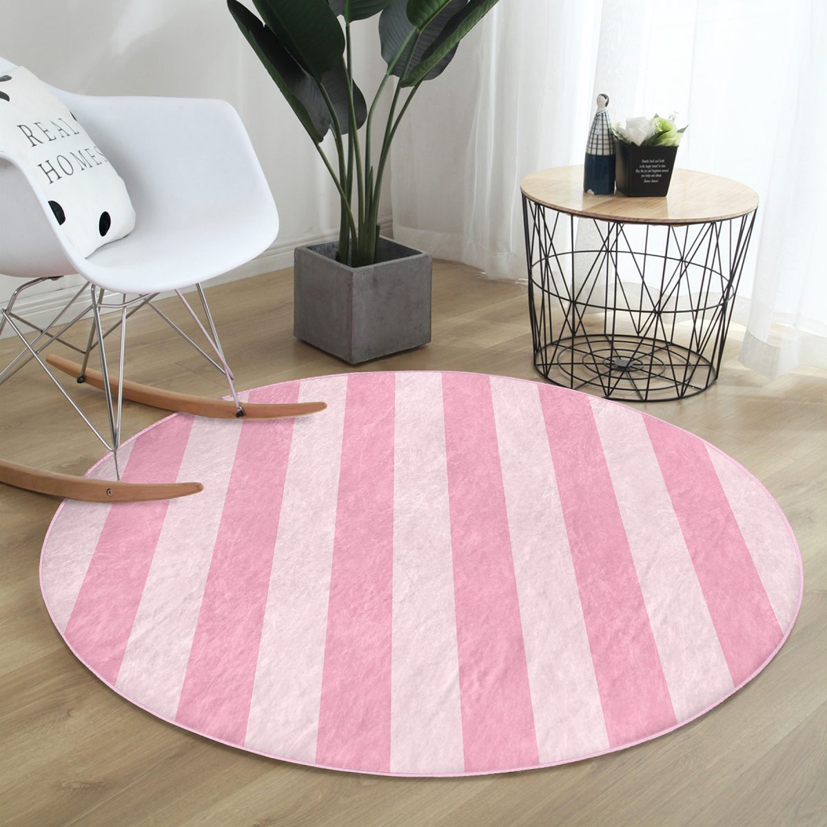 Pembe Renklerin Uyumu Modern Tasarımlı Salon ve Oturma Odası Yıkanabilir Kaymaz Tabanlı Yuvarlak Halı Realhomes