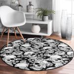 - RealHomes Dijital Baskılı Kaymaz Tabanlı Comfort Yuvarlak Halı - Realhomes  Realhomes Kuru Kafa ve Kelebek Tasarımlı Siyah Outdoor Yıkanabilir Kaymaz Tabanlı Yuvarlak Kadife Halı Realhomes