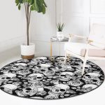 - RealHomes Dijital Baskılı Kaymaz Tabanlı Comfort Yuvarlak Halı - Realhomes  Realhomes Kuru Kafa ve Kelebek Tasarımlı Siyah Outdoor Yıkanabilir Kaymaz Tabanlı Yuvarlak Kadife Halı Realhomes