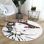 - RealHomes Dijital Baskılı Kaymaz Tabanlı Comfort Yuvarlak Halı - Realhomes Realhomes Şapkalı Fashion Girl Desenli Krem Çocuk ve Genç Odası Yıkanabilir Kaymaz Tabanlı Yuvarlak Halı Realhomes