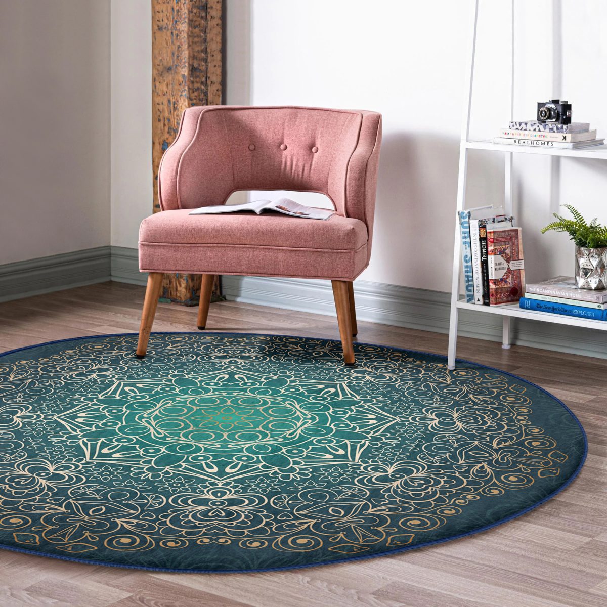 Lacivert Desenli Gold Mandala Motifli Renkli Salon ve Oturma Odası Yıkanabilir Kaymaz Tabanlı Yuvarlak Halı Realhomes