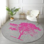 - RealHomes Dijital Baskılı Kaymaz Tabanlı Comfort Yuvarlak Halı - Realhomes  Gri Zeminde Fuşya Ağaç Tasarımlı Pembe Salon ve Oturma Odası Yıkanabilir Kaymaz Tabanlı Yuvarlak Halı Realhomes