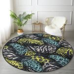 - RealHomes Dijital Baskılı Kaymaz Tabanlı Comfort Yuvarlak Halı - Realhomes Siyah Zeminde Renkli Yaprak Motifli Özel Tasarım Salon ve Oturma Odası Yıkanabilir Kaymaz Tabanlı Yuvarlak Halı Realhomes