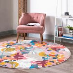 - RealHomes Dijital Baskılı Kaymaz Tabanlı Comfort Yuvarlak Halı - Realhomes Geometrik Soyut Desenli Rengarenk Yaprak Motifli Renkli Banyo Yıkanabilir Kaymaz Tabanlı Yuvarlak Halı Realhomes