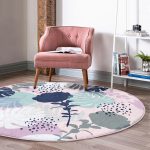 - RealHomes Dijital Baskılı Kaymaz Tabanlı Comfort Yuvarlak Halı - Realhomes  Realhomes Tropik Yaprak Motifli Dijital Baskılı Pembe Salon ve Oturma Odası Yıkanabilir Kaymaz Tabanlı Yuvarlak Halı Realhomes