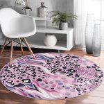 - RealHomes Dijital Baskılı Kaymaz Tabanlı Comfort Yuvarlak Halı - Realhomes Lila Zeminli Leopar Desenli Dijital Baskılı Özel Tasarım Renkli Çocuk ve Genç Odası Yıkanabilir Kaymaz Tabanlı Yuvarlak Halı Realhomes