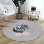 - RealHomes Dijital Baskılı Kaymaz Tabanlı Comfort Yuvarlak Halı - Realhomes  Gri Zeminde Tropik Yaprak Desen Dijital Baskılı Salon ve Oturma Odası Yıkanabilir Kaymaz Tabanlı Yuvarlak Halı Realhomes