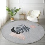 - RealHomes Dijital Baskılı Kaymaz Tabanlı Comfort Yuvarlak Halı - Realhomes  Gri Zeminde Tropik Yaprak Desen Dijital Baskılı Salon ve Oturma Odası Yıkanabilir Kaymaz Tabanlı Yuvarlak Halı Realhomes