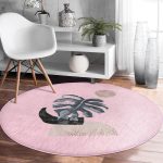 - RealHomes Dijital Baskılı Kaymaz Tabanlı Comfort Yuvarlak Halı - Realhomes  Pembe Zeminde Tropik Yaprak Desen Dijital Baskılı Özel Tasarım Salon ve Oturma Odası Yıkanabilir Kaymaz Tabanlı Yuvarlak Halı Realhomes