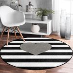 - RealHomes Dijital Baskılı Kaymaz Tabanlı Comfort Yuvarlak Halı - Realhomes  Realhomes Modern Kalp Desenli Dijital Baskılı Siyah Banyo Yıkanabilir Kaymaz Tabanlı Yuvarlak Kadife Halı Realhomes