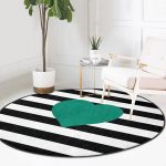 - RealHomes Dijital Baskılı Kaymaz Tabanlı Comfort Yuvarlak Halı - Realhomes  Realhomes Modern Kalp Desenli Dijital Baskılı Siyah Banyo Yıkanabilir Kaymaz Tabanlı Yuvarlak Kadife Halı Realhomes