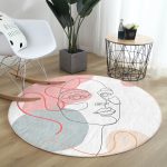 Realhomes Kırmızı Şeritli Portre Çizimli Modern Pembe Mutfak Yıkanabilir Kaymaz Tabanlı Yuvarlak Halı Realhomes